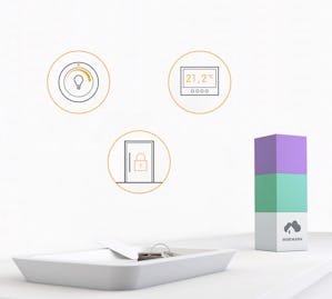 Utvid mulighetene dine Med et Smart Home-system fra Hörmann,... Utvid mulighetene dine Med et Smart Home-system fra Hörmann, kan du betjene dine dører og garasjeporter via en app eller via stemmestyring - uansett hvor i verden du måtte befinne deg, døgnet rundt. I...