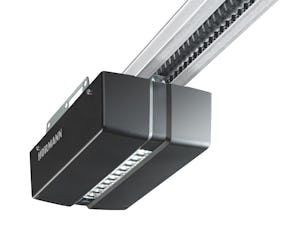 Våra garageportsmotorer låter dig köra in i garaget, skyddad... Garageportsmotor ProMatic, med svart kåpa och LED-belysning.