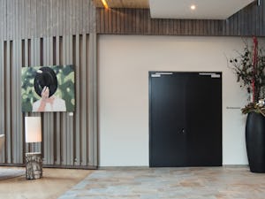 Oceľové protipožiarne uzávery H3 OD sa konštruujú podľa... Oceľové protipožiarne uzávery H3 OD sa konštruujú podľa európskych požiadaviek protipožiarnej ochrany a sú prispôsobené nastupujúcej produktovej norme EN 16034 a testované podľa normy DIN 4102 a EN...