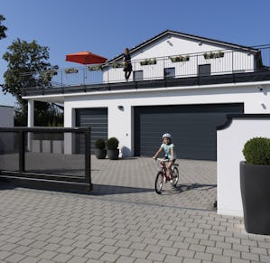 Až s diaľkovo ovládaným pohonom Hörmann sa Vaša vjazdová... Až s diaľkovo ovládaným pohonom Hörmann sa Vaša vjazdová brána stane maximálne komfortnou, pretože tento presviedča osvedčenou technikou vo všetkých oblastiach. Vďaka pozvoľnému rozbehu a jemnému...