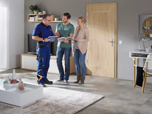Jedného dňa jednoducho nastane čas na modernizáciu dverí. U... Jedného dňa jednoducho nastane čas na modernizáciu dverí. U zmluvného predajcu Hörmann nájdete všetko pod jednou strechou:
Kvalifikované poradenstvo Zameranie na mieste Príprava ponuky na mieru...