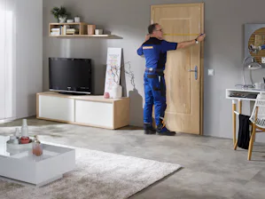 Jedného dňa jednoducho nastane čas na modernizáciu dverí. U... Jedného dňa jednoducho nastane čas na modernizáciu dverí. U zmluvného predajcu Hörmann nájdete všetko pod jednou strechou:
Kvalifikované poradenstvoZameranie na miestePríprava ponuky na mieruOdborná...