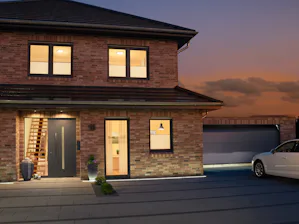 Top class: ThermoSafe Hybrid Especially high thermal insulation thanks to 80 mm aluminium door frames with thermal break, as standard with a 5-point security lock and RC 4 for doors without glazing, or RC 3 for doors with...