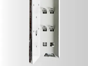 Sécurité La porte Hörmann 440U est livrée avec des dispositifs de sécurité sur les sections inférieures pour plus de protection et de tranquillité d'esprit.