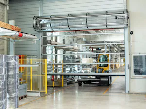 SG 5040 TurboLux As the fastest coiling door in the world, the SG 5040 TurboLux is extremely efficient at separating spaces in manufacturing environments. With an opening speed of nearly 12 feet per second, operating...