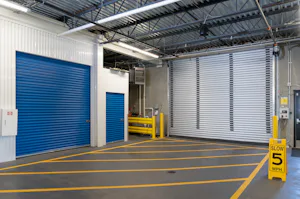 Steel Ranger™ 9000 Série Le Steel Ranger™ 9000 est un autre modèle rapide et polyvalent qui convient parfaitement aux grandes ouvertures de porte dans les lieux de stationnement en voiture. Avec une esthétique qui ressemble à...
