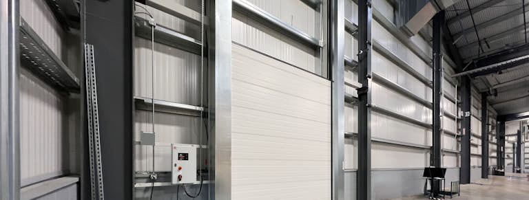 High-Speed, Highly Insulated Cold Storage and Freezer Door - Iso Speed Cold by Hörmann